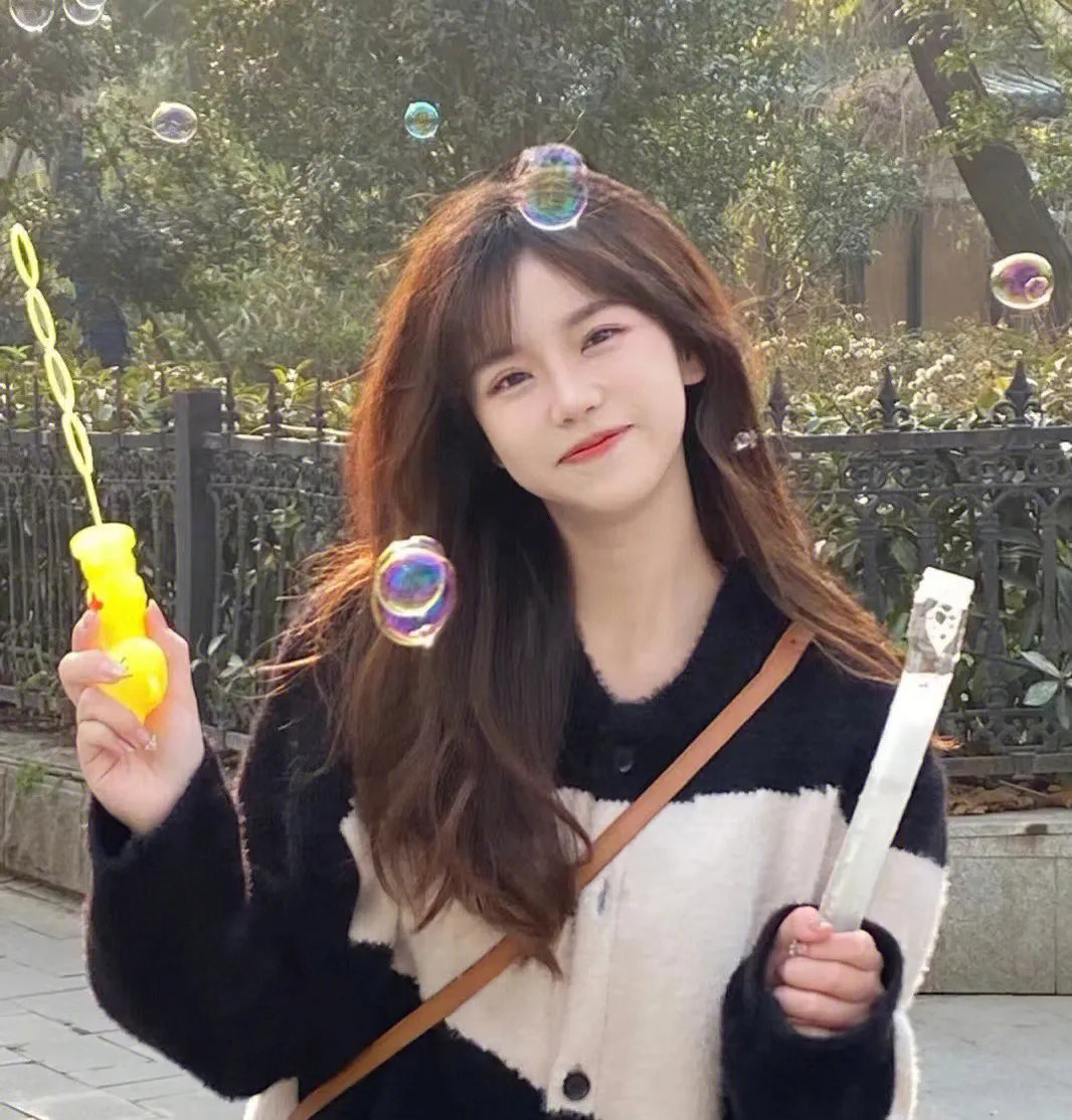 手握八百纵横四海